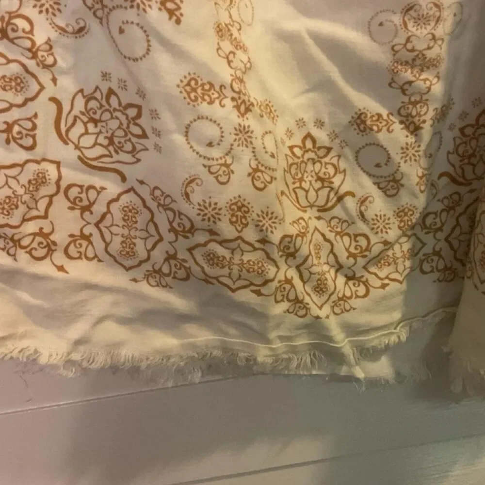 Unbranded Cream and White Decor-home-accesories